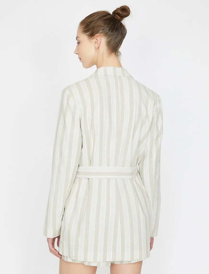 10610 Ecru Striped Blazer