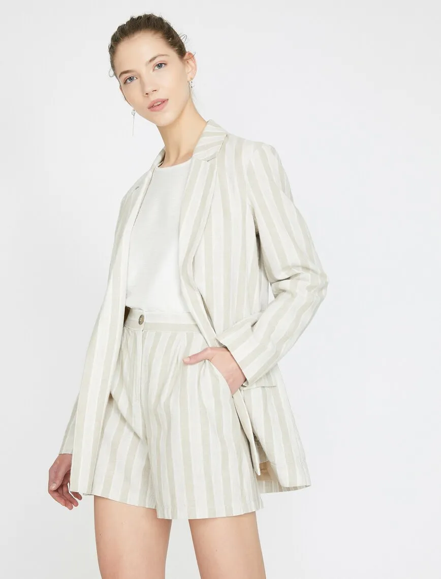 10610 Ecru Striped Blazer