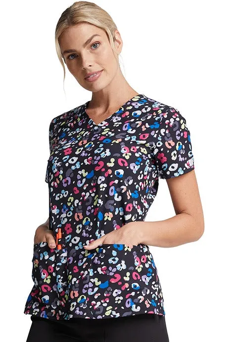 Dickies Women's V-Neck Print Scrub Top | Safari Pop