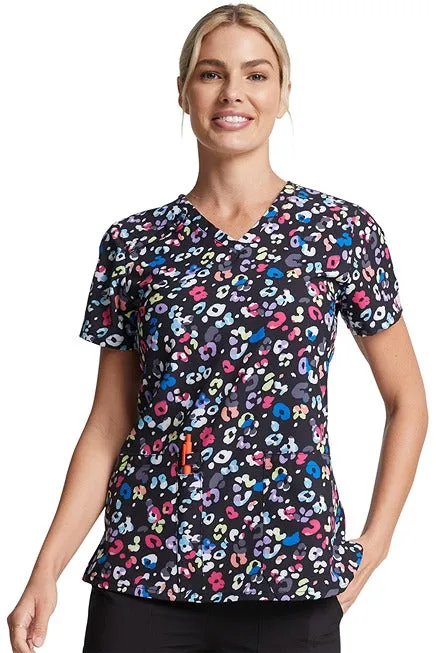 Dickies Women's V-Neck Print Scrub Top | Safari Pop