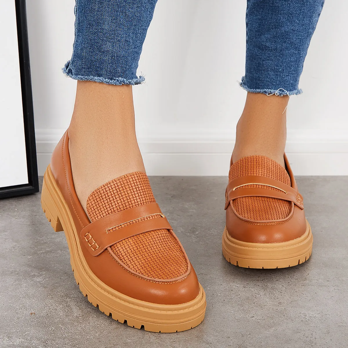 Women Slip on Platform Loafers Round Toe Work Shoes